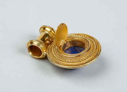 PENDENTIF ancien en or jaune 18k (750/°°)...