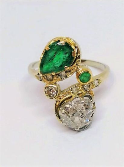 BAGUE en or jaune 18K (750/°°), vous et moi...
