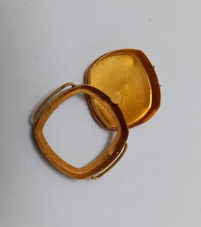 DEBRIS D'OR 18k (750/°°). PB: 2.6g