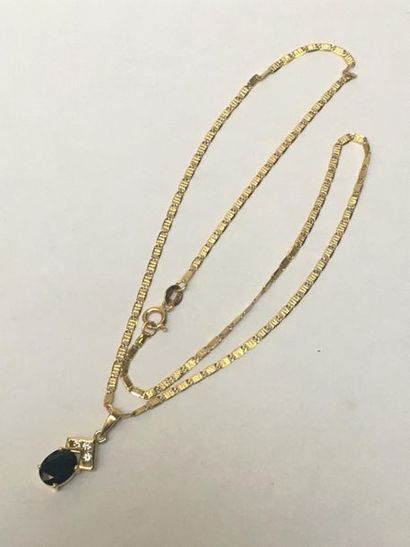 COLLIER ET PENDENTIF en or jaune 18k (750/°°)...