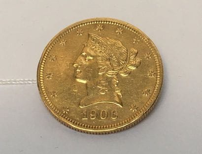 BROCHE en or jaune 18k (750/°°) formée d'une...