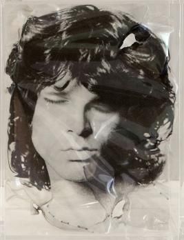 HAYAT Yves

Jim Morrison, the icons are tired.

Sculpture...