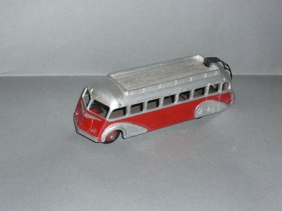 DINKY TOYS n°29E Autobus Isobloc rouge/argent....