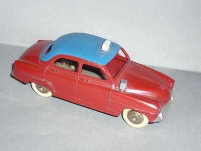 DINKY TOYS n°24U Simca Aronde taxi rouge/bleu...
