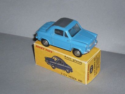 DINKY TOYS n° 24L Vespa 400 bleue

En l'état,...