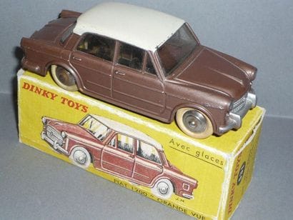 DINKY TOYS n° 531 FIAT 1200 Grande vue

En...