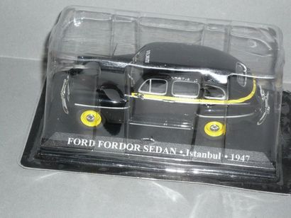 TAXI DU MONDE Ford sedan Taxi