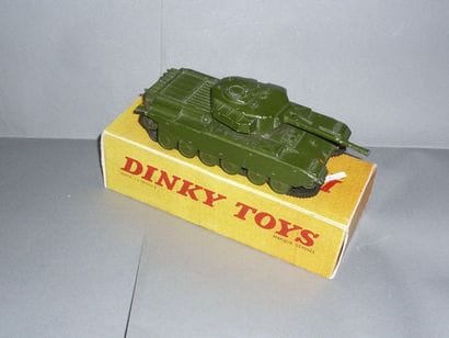 DINKY TOYS n°651 Char centurion 

En l'état....