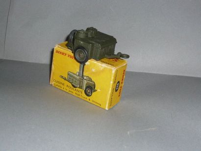DINKY TOYS n°823 Cuisine roulant 

En l'état....