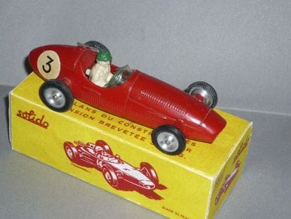 SOLIDO MASERATI 250

En l'état. Boîte en...