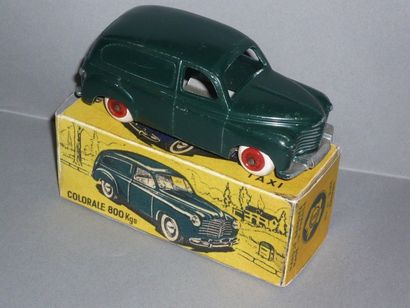 CIJ RENAULT Colorale verte TBE 

En l'état,...