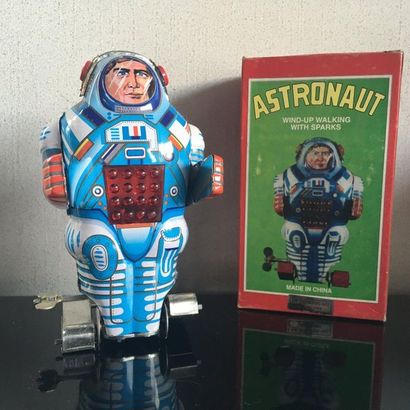 Astronaut, bon état, avec sa boîte (légères...