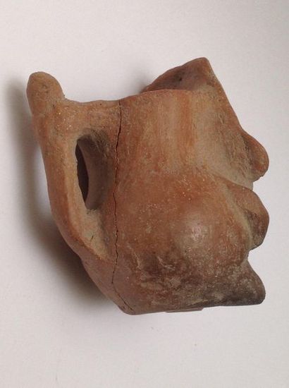 Small Maya style vase with handle in beige...