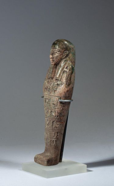 Oushebti in beige enamelled fritte inscribed...
