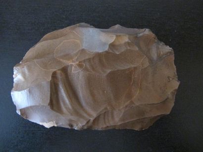 Predynastic axe. Chocolate-patinated silex....