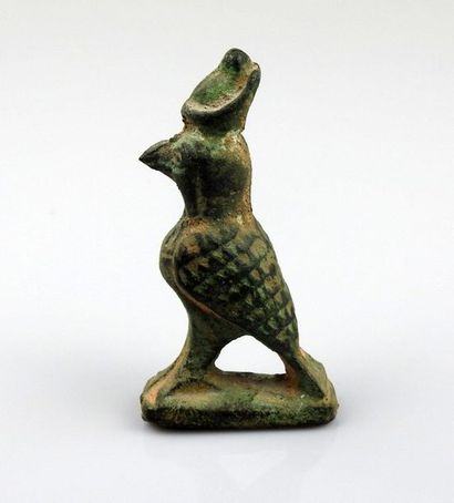 Large eagle wearing the unified crown

Bronze...