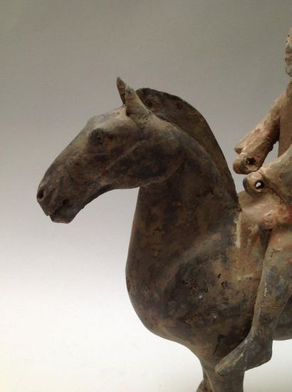 Archer on his mount. The posture of the warrior...