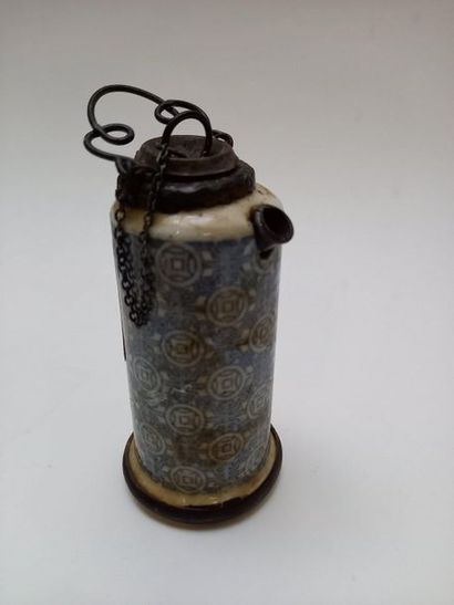 Chinese porcelain water pipe in tubular form...