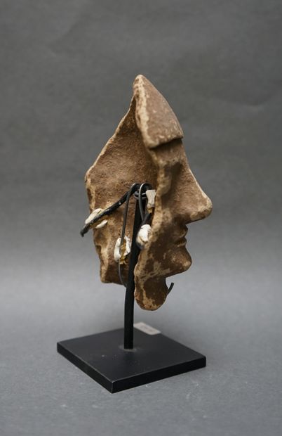 Profile of a notable or dignitary Etruscan...