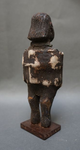 Fétiche ficelé Bembe du Congo. H: 22cm