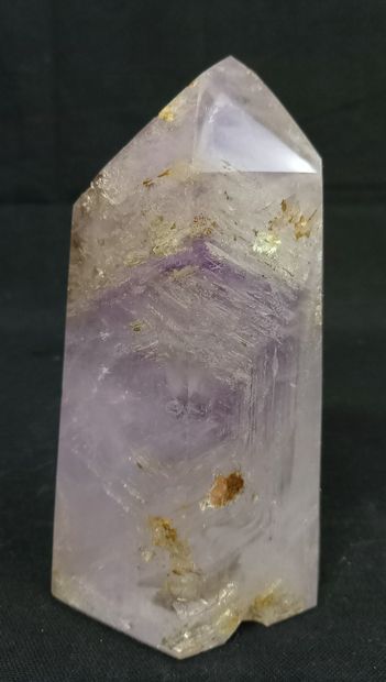 
Amethyst quartz crystal. H: 16cm, 1.5kg...