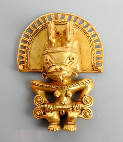 Rare et grand shaman femme, nue portant une...
