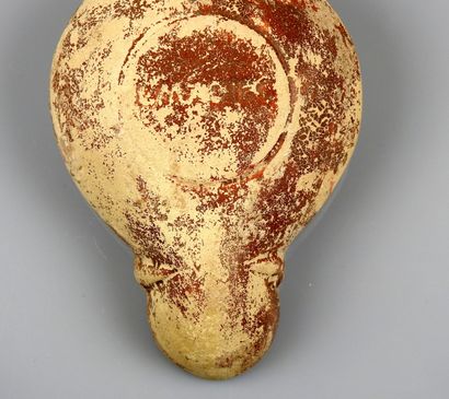 Oil lamp with ogival spout and simple scrolls...