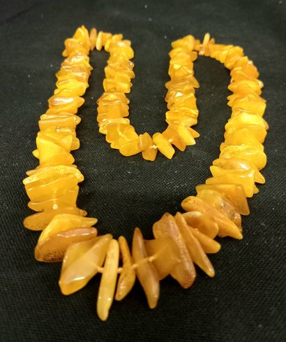 Necklace made of real Baltic amber. 80cm