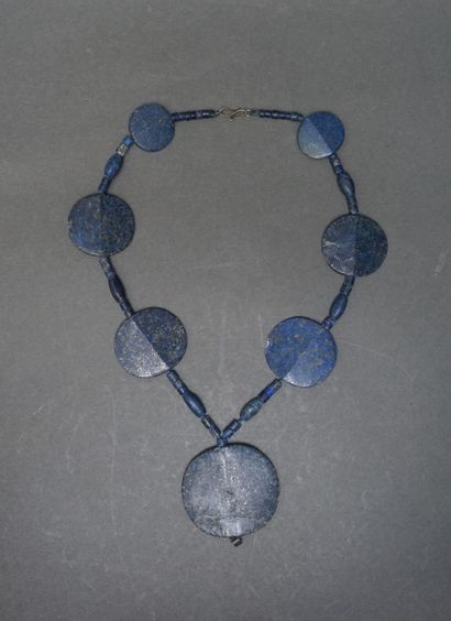 Necklace made of lapis lazuli beads, round,...