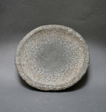 Coupe à broyer les cosmétiques en diorite....