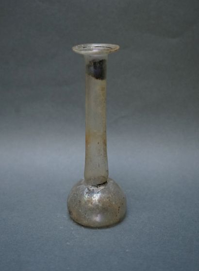 
Grand flacon en verre soufflé translucide,...