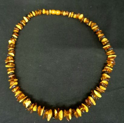 Baltic amber necklace with clasp, 3 colors....