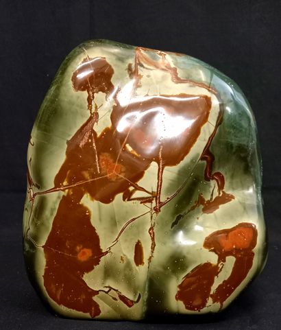 Polychrome jasper block of 13kg. 27x23cm