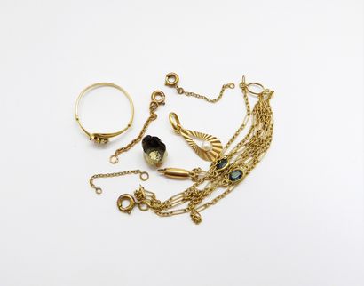 LOT in 18K (750/°°) yellow gold, PB: 6.3...