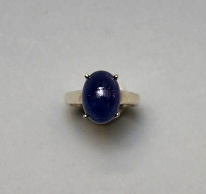 Silver ring 925/°° set with an oval cabochon...