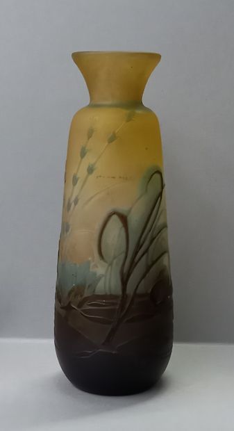 
GALLE - Vase soliflore en verre multicouches...