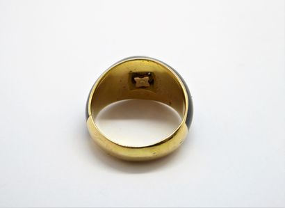 BAGUE JONC en or jaune 18K (750/°°), ornée...
