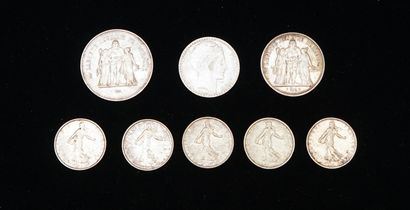 LOT of 7 silver coins. 1 of 50FR, 1 of 20FR,...
