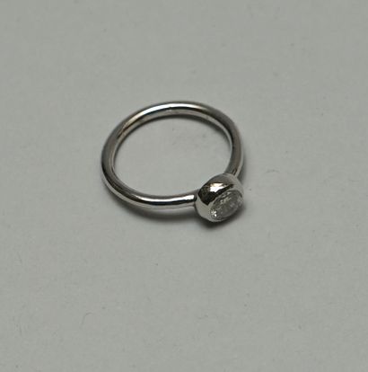 Solitaire ring in white gold set with a 0.52ct...