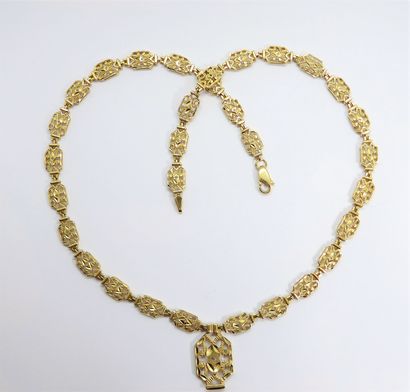 NECKLACE in 14K yellow gold (585/°°), filigree...