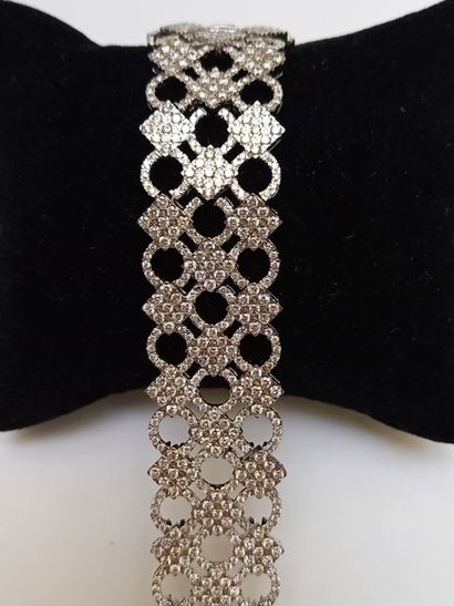 14k (585/°°) white gold wide articulated...
