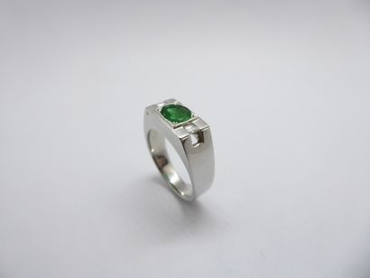RING in 18K (750/°°) white gold, men's style...