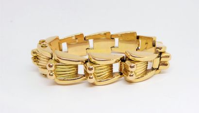 BRACELET TANK in 18K (750/°°) yellow gold,...