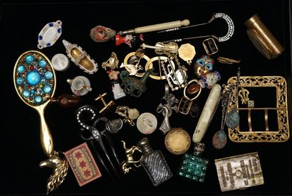 LOT of small costume jewellery and various...