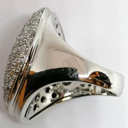 IMPOSING RING signed MARCO MOLINARIO in 18K...