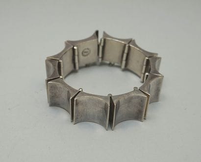 BRACELET in silver 925/°° with large concave...