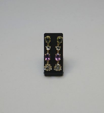PAIR OF EARRINGS in gilt silver 925/°° (vermeil)...