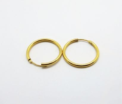 PAIR OF CREOLES in 18K (750/°°) yellow gold,...