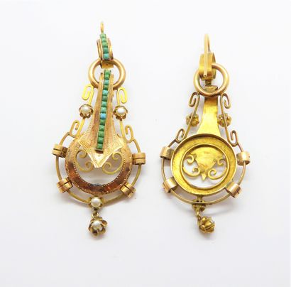 Ancienne PAIRE DE PENDANTS D'OREILLES en...