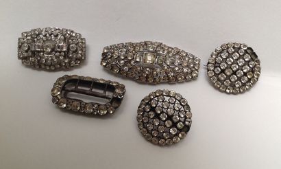SET of 2 Art Deco style brooches, 2 round...
